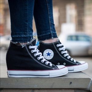 hidden wedge converse